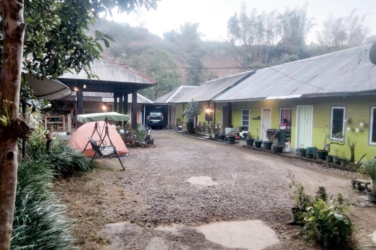 Paer Doe Homestay at Sembalun RedPartner Sembalunbumbung Bagian luar foto